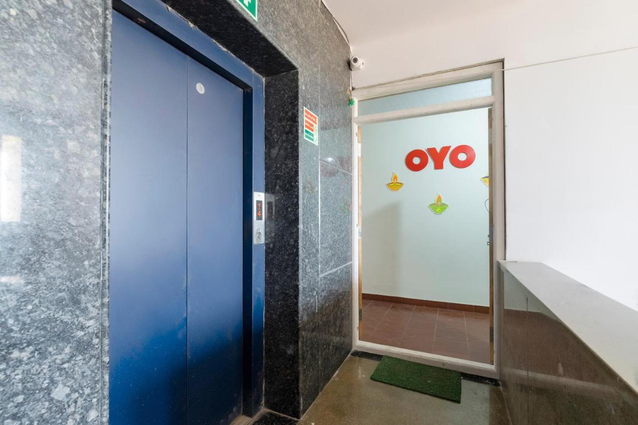Oyo 49073 Whitefield Comforts Hotel Bangalore Eksteriør billede